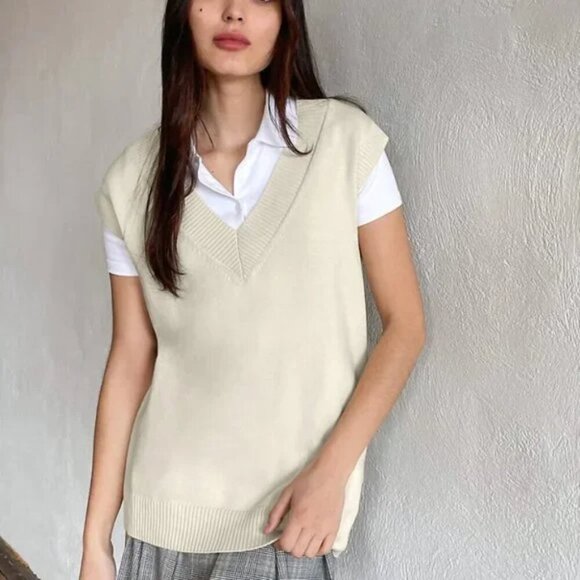 Aritzia Sunday Best Winston Wool Sweater Vest Whipped Cream Size Medium - Picture 1 of 7